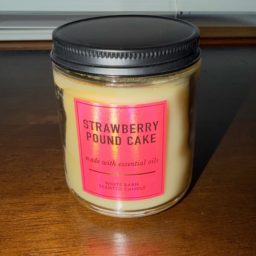 Bath & Body Works single wick jar candle